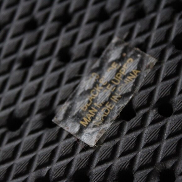 Showaflops Black Solid Shower Sandals Flip Flops Size 7 Mens Slip Resistant NWOT - Picture 7 of 7